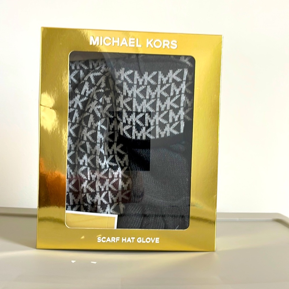 BRAND NEW MK scarf, hat & glove set